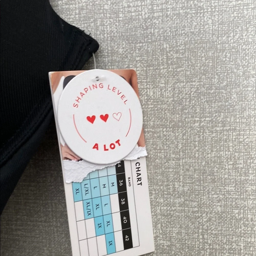 Assets By Spanx nwt assets